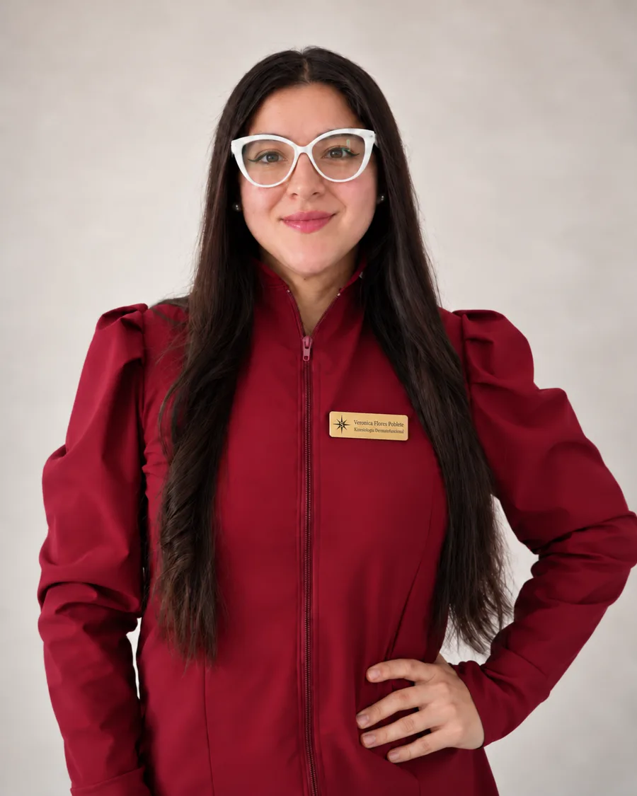 Verónica Flores Poblete, Dermatofunctional Physiotherapist